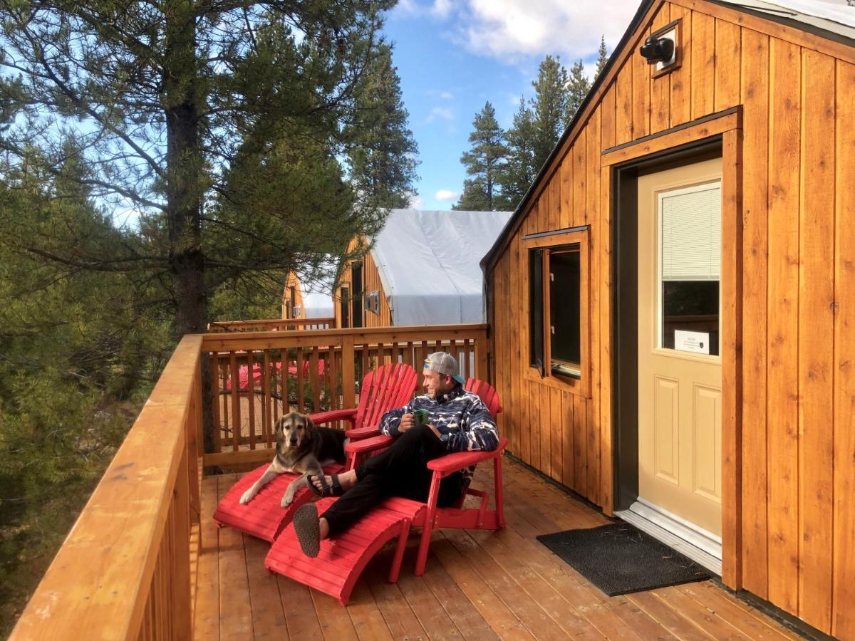 Mount Engadine Lodge Kananaskis Exterior photo