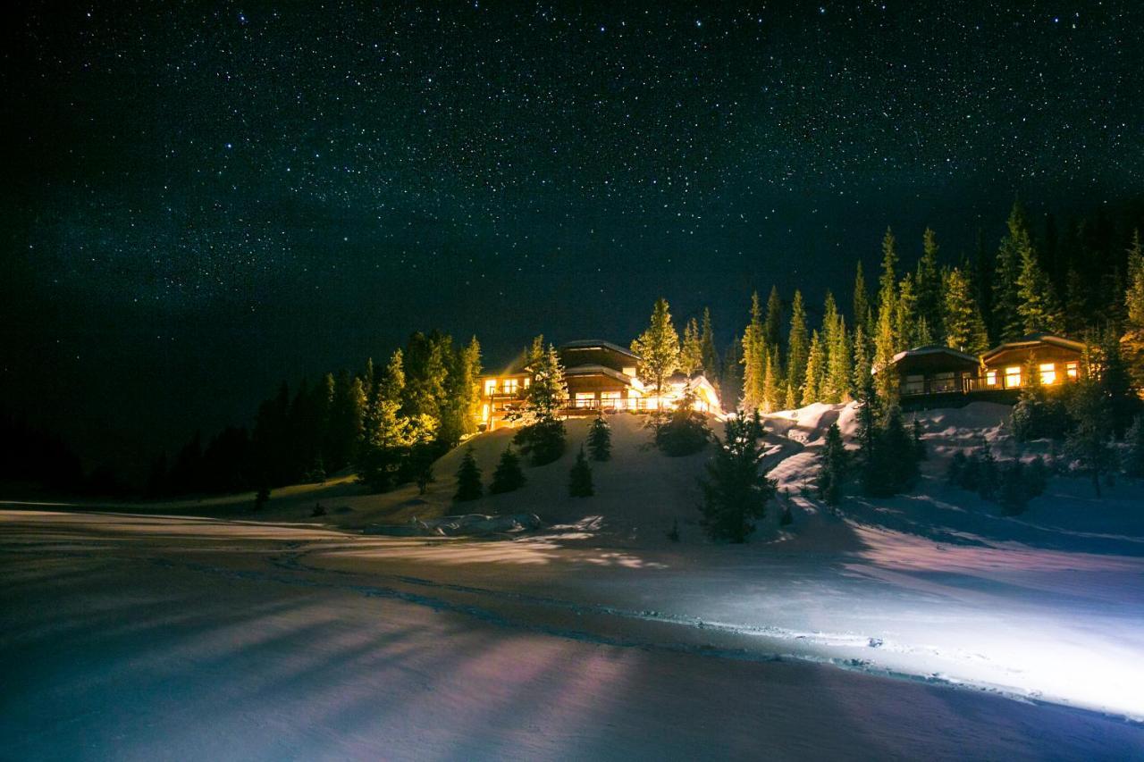 Mount Engadine Lodge Kananaskis Exterior photo