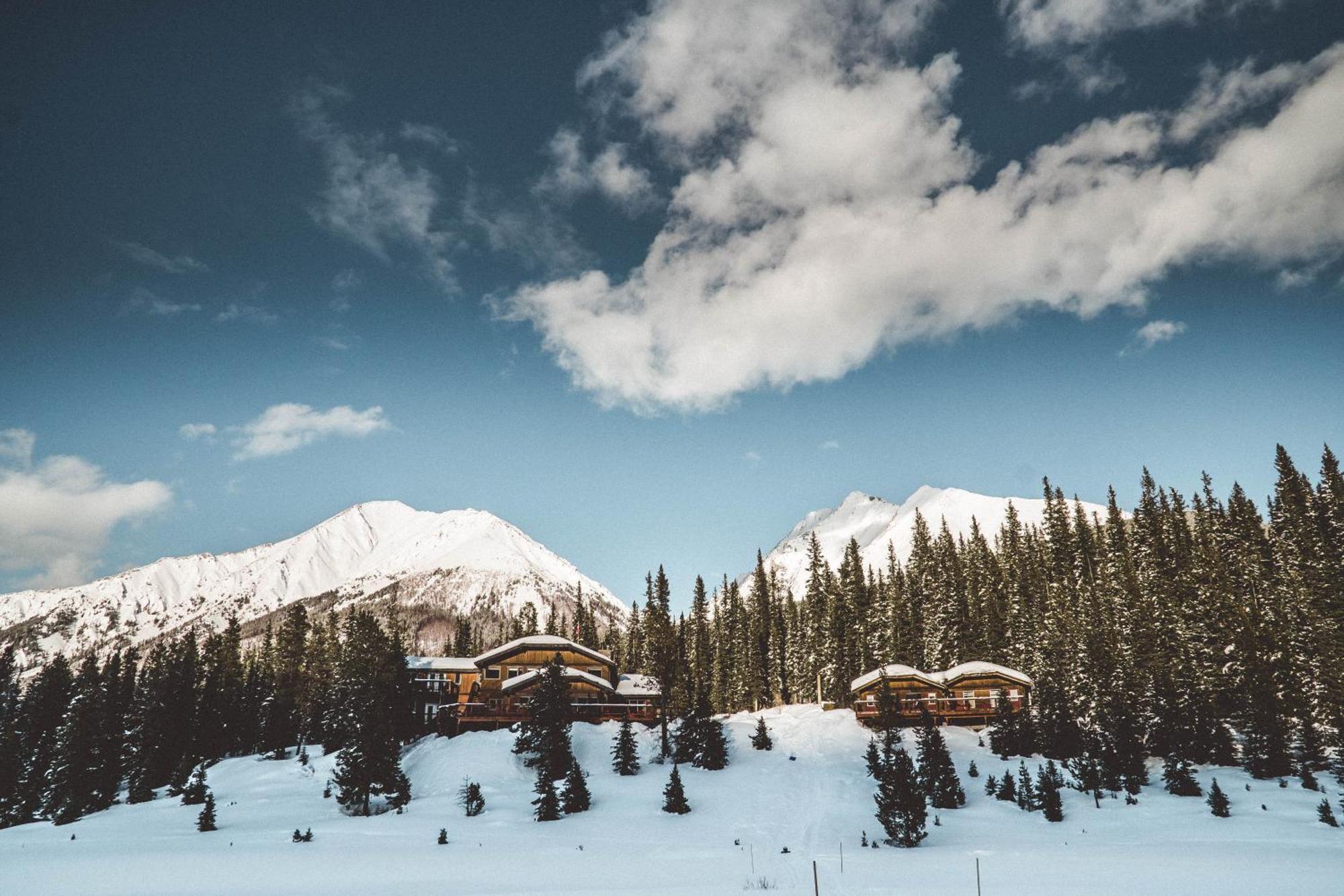 Mount Engadine Lodge Kananaskis Exterior photo